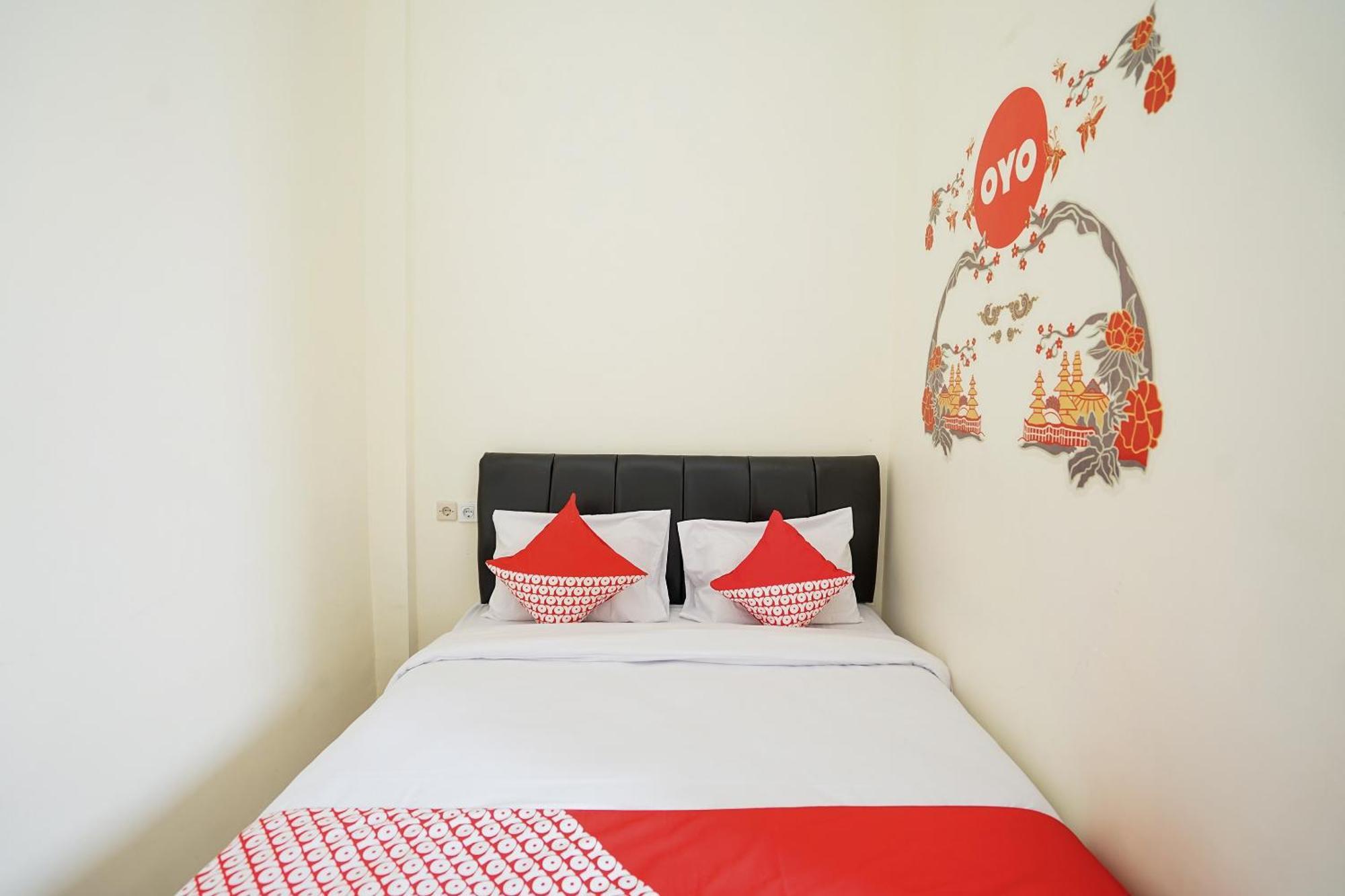 Hotel O Juanda Near Terminal International Juanda Brebek Экстерьер фото